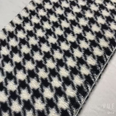 مطبوعة نسيج شيربا الصوف منقوشة 300gsm 150D للبطانيات