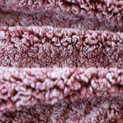 Blue Shu Velveteen Fabric 180gsm 100٪ Polyester Single Side Back لمعطف بيجامة